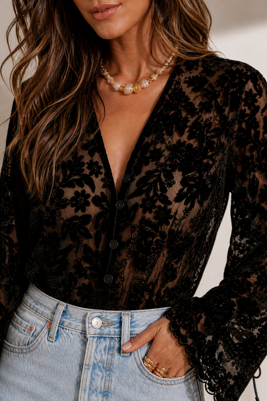 Blusa Berthe Noir Lace